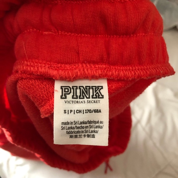 Pink shorts - Picture 4 of 4